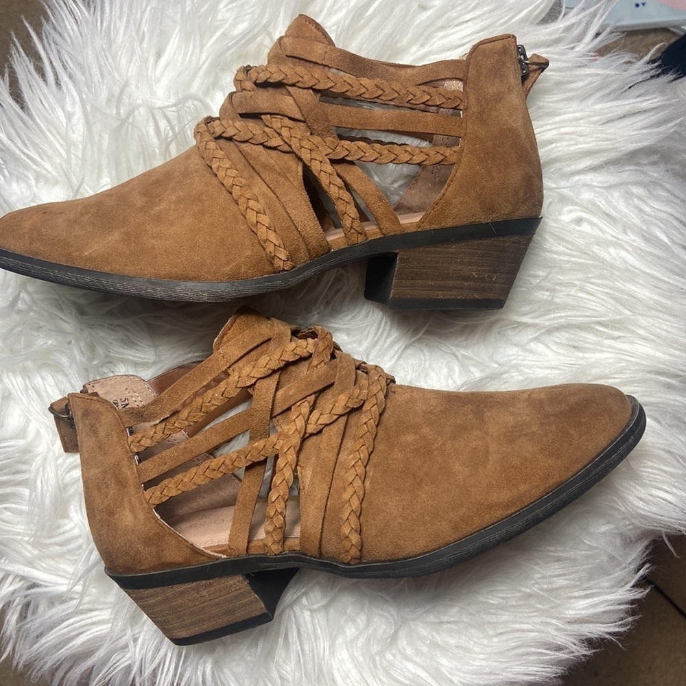 Caslon Liam Braided Suede in shade Cognac - Picture 1 of 8